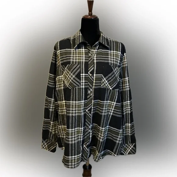 Natural Reflections Plaid Button-Up Flannel Shirt - Black and Green size XL - Picture 2 of 12